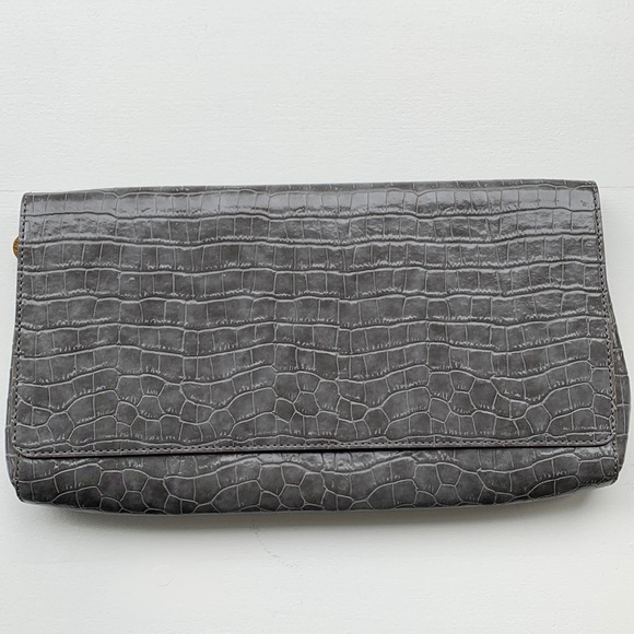 Stella McCartney Grey Faux Crocodile Oversized Flap Clutch - Picture 1 of 8